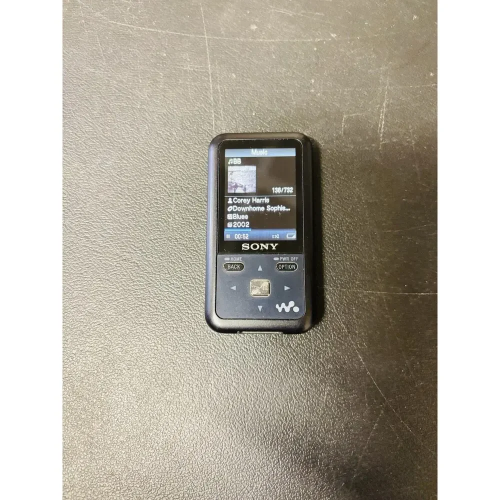 Sony Walkman NWZ-S618F Music Media Player Portable MP3 Black 732 Songs Works